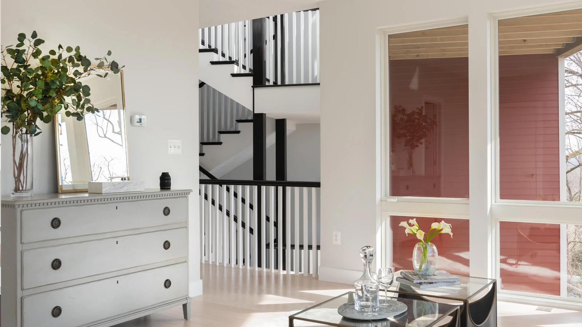 Molinare Painting interior transformation